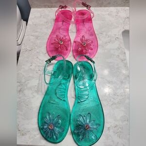 Stylish Betsy Johnson Pink and Green aqua Sandals size 8